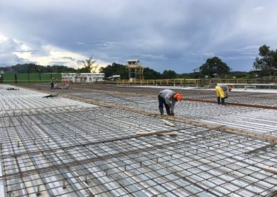 INSTALACIÓN DE MALLA DE REFUERZO EN PLATAFORMA