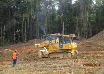 Nivelación de terreno - Obra. Construcción y ejecución de las obras civiles en la planta electrica, distrito de punchana, maynas, loreto - Emp. TELEMENIA